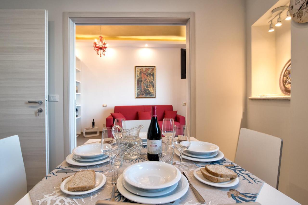 A Due Passi... Apartment Giardini Naxos Ngoại thất bức ảnh